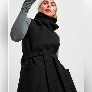 Women's Black Sleeveless Coat